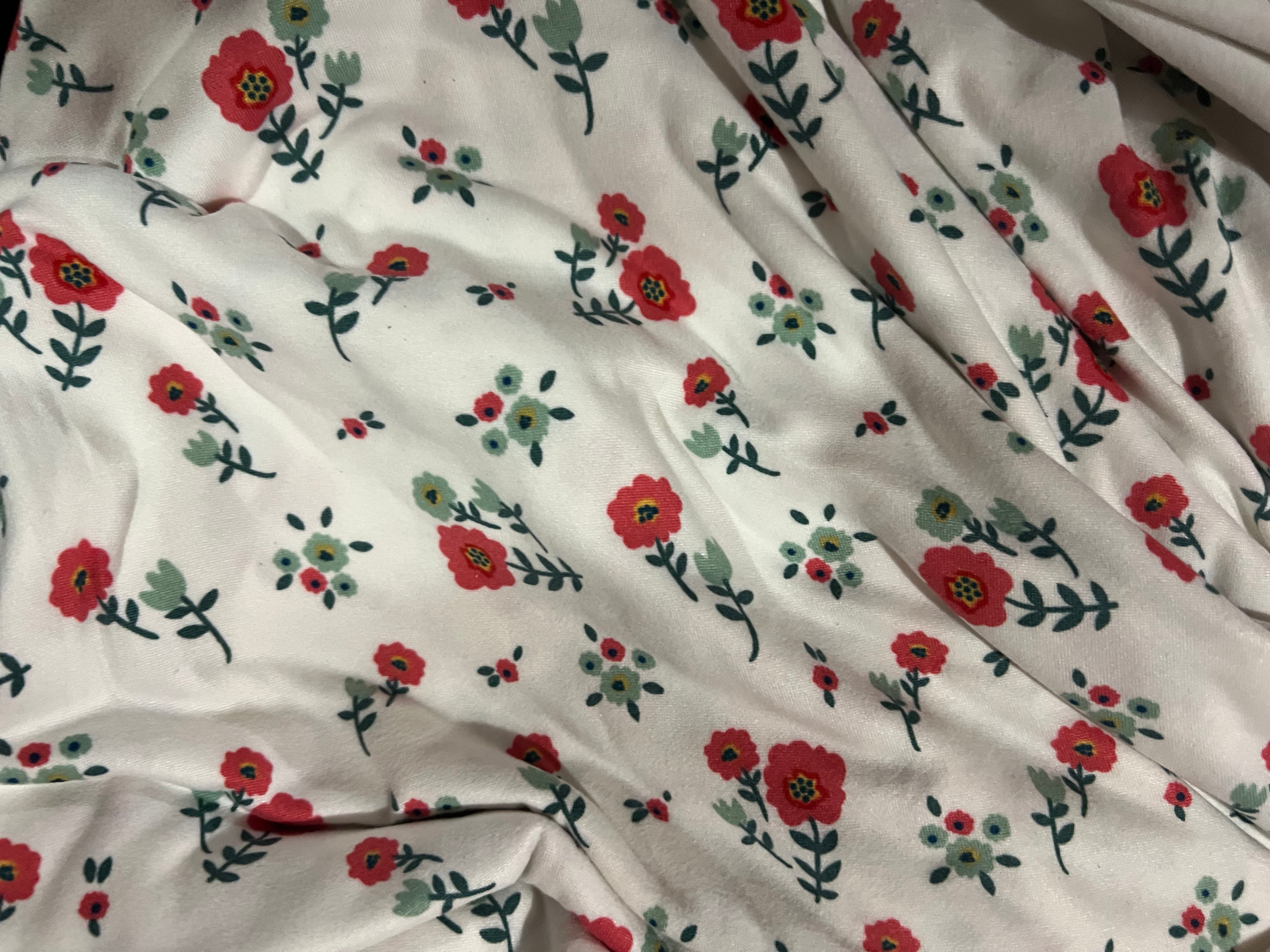 Red & Green Tiny Floral